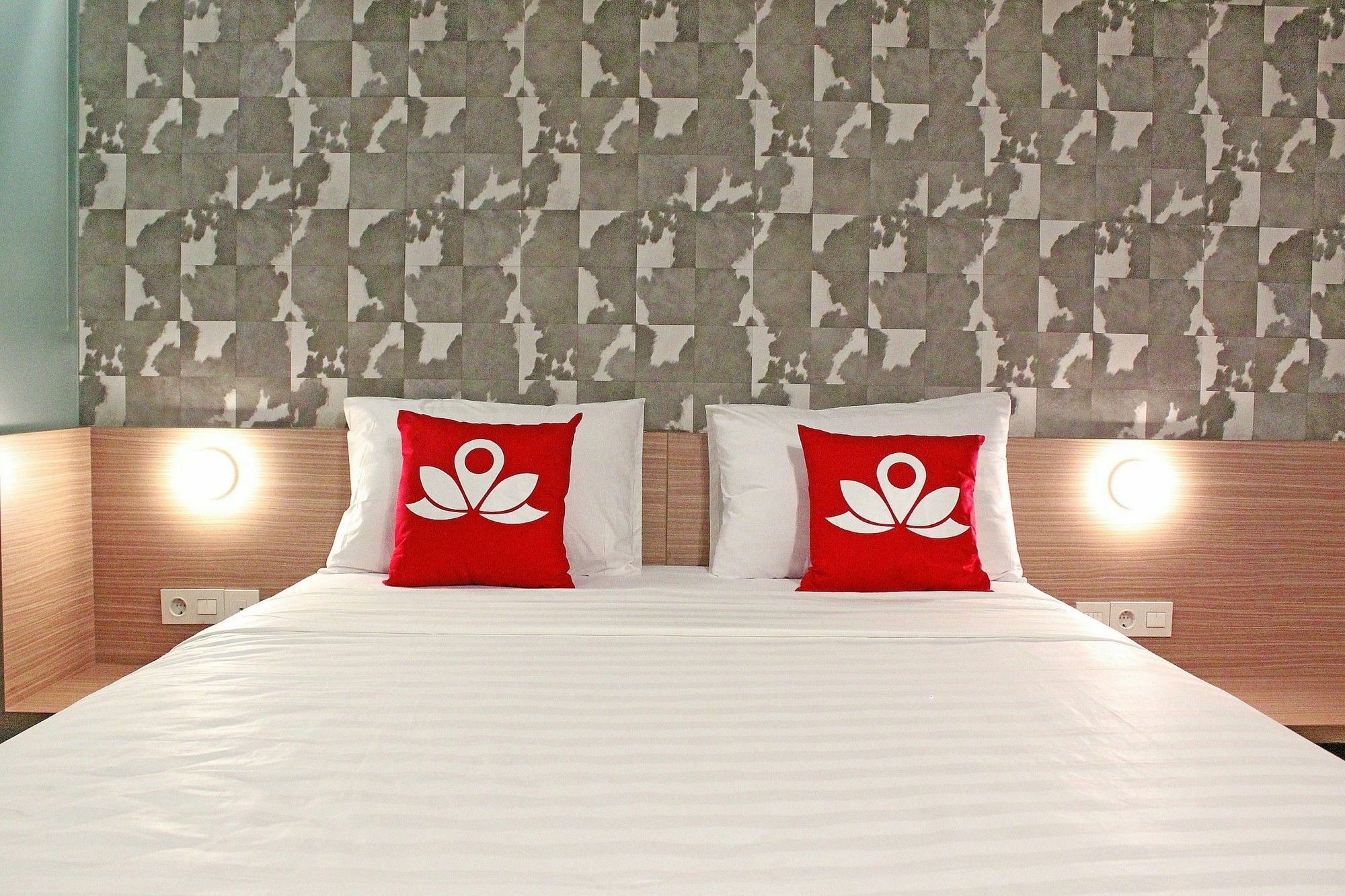 Hotel Zen Premium Sampoerna Strategic Square Giacarta Esterno foto
