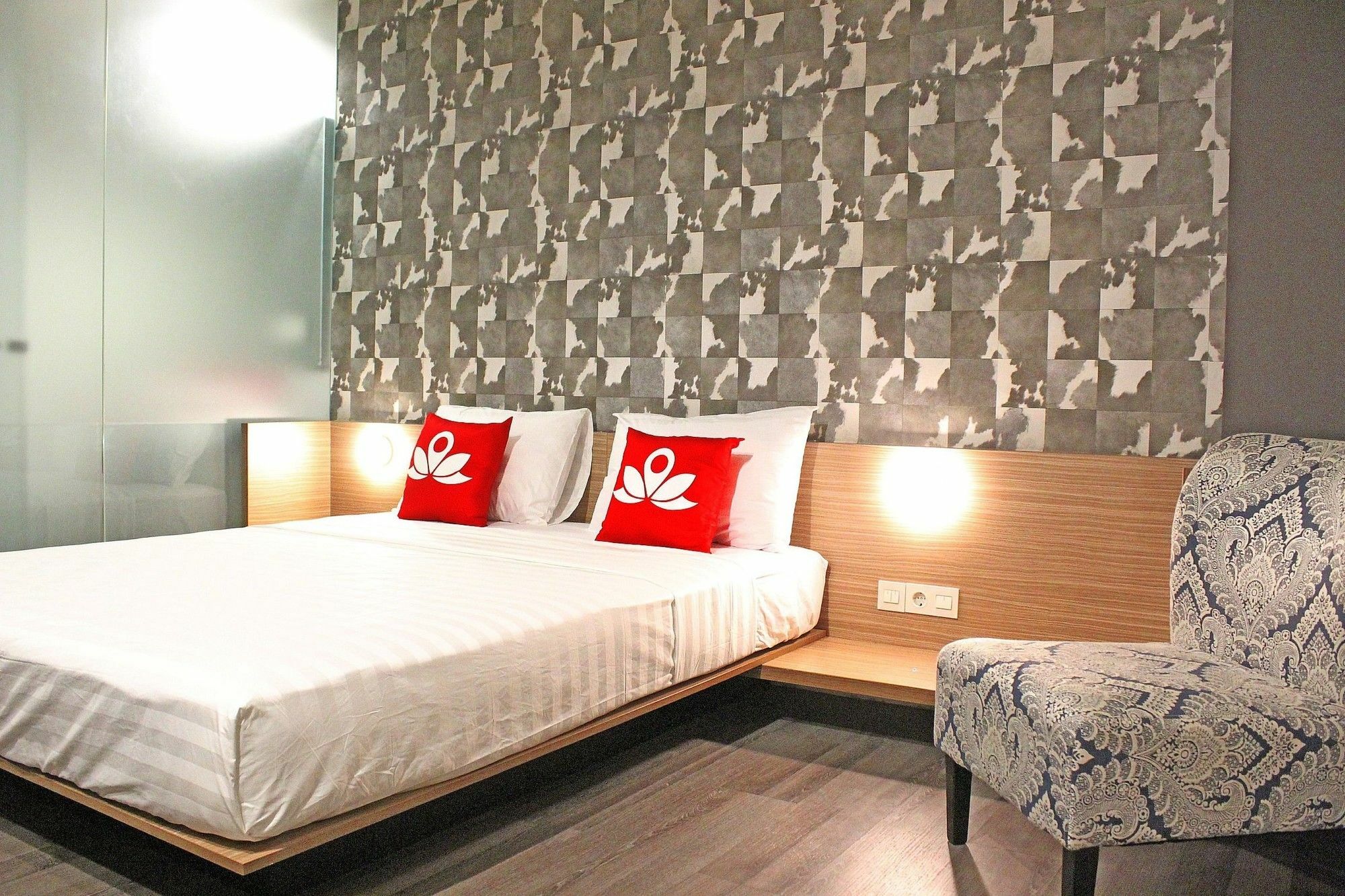 Hotel Zen Premium Sampoerna Strategic Square Giacarta Esterno foto